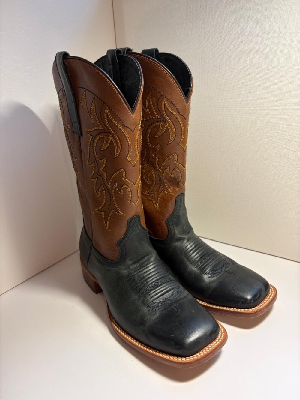 J B Dillon Cowboy Boots, Size 9.5, Brown-black